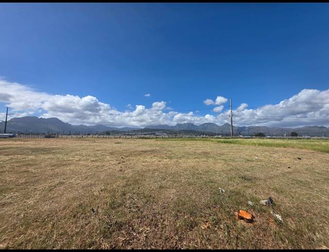 20,887M² VACANT LAND TO LET IN BROADLANDS PARK